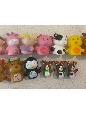 Finger Puppet lot Of 13 Little Girl, Unicorn, Penguin, Cow, Reindeer, Pig Duck